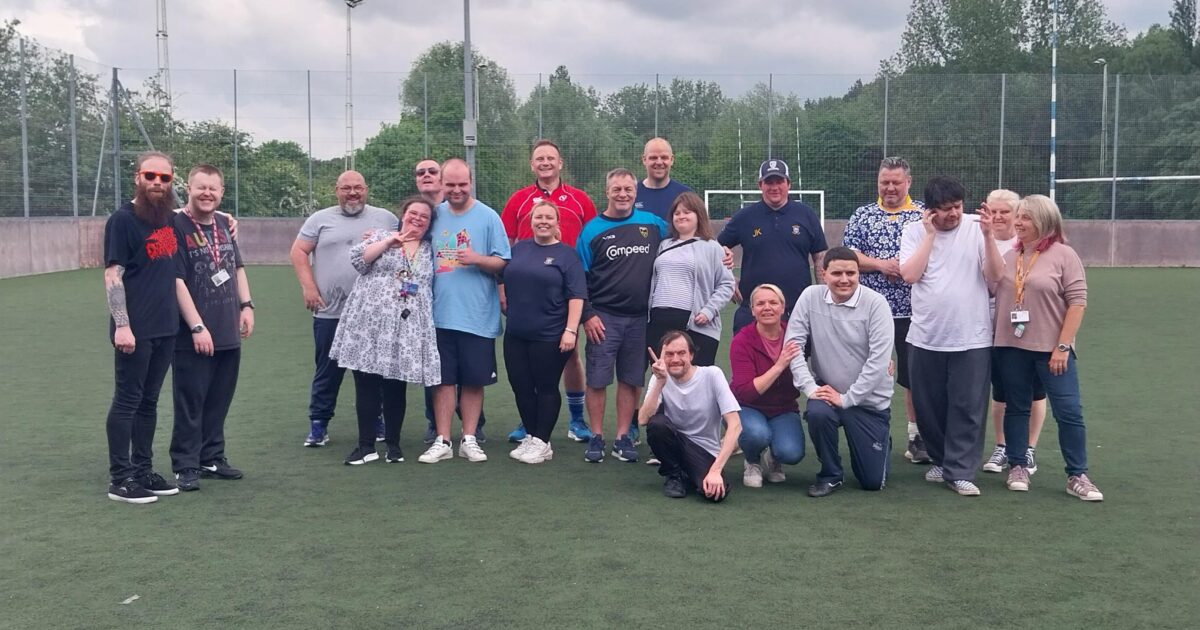 Autism East Midlands | Mansfield Rugby Club welcomes Sherwood Centre…